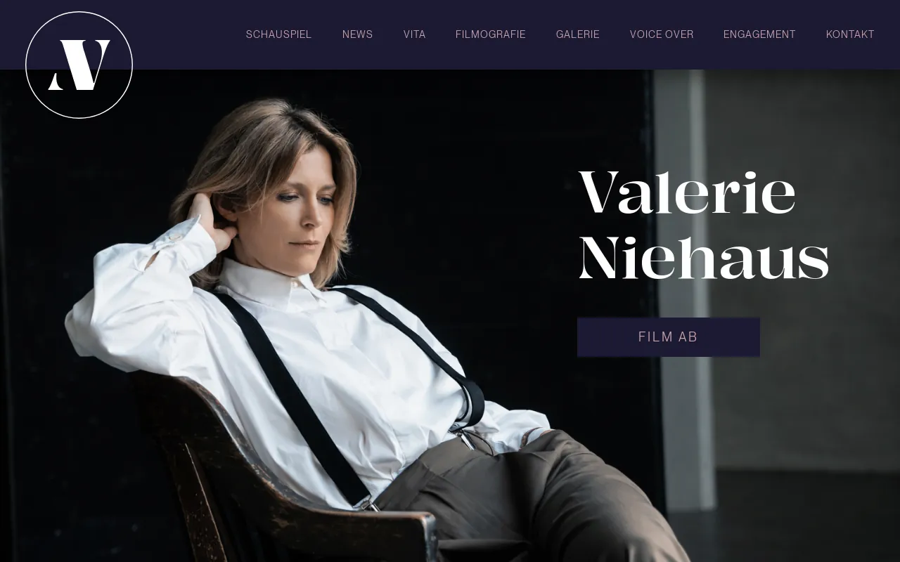 Screenshot of valerie-niehaus.de